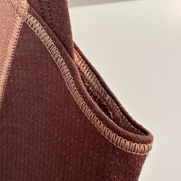 NWT Lululemon Cap Sleeve Hiking Top - Picture 4 of 11